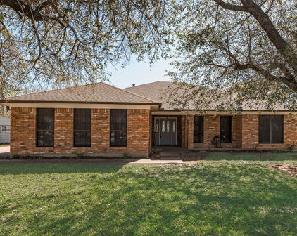 100 Juanita Ave, Wills Point