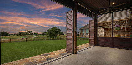 2438 Berry Ct, Heath