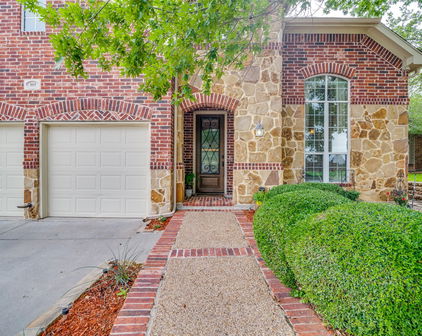 105 Cassandra Dr, Forney