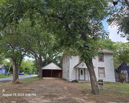 506 N Washington St, Kaufman