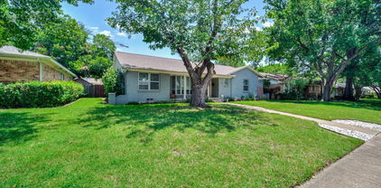 5022 Menefee Dr, Dallas