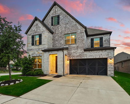 618 Race Dr, Heath