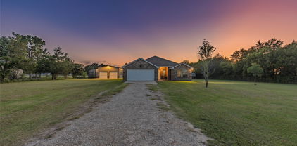 1869 County Road 3327, Greenville
