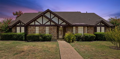 2411 Briarcliff Dr, Irving