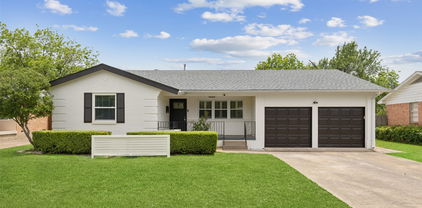 10834 Wyatt St, Dallas