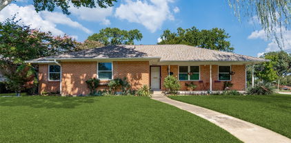 8493 Swift Ave, Dallas