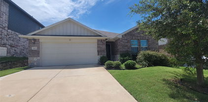 2417 Lalun Ln, Forney