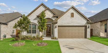 1722 Highwood, Forney