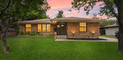 1932 Morningside Dr, Garland