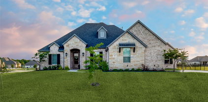 1301 Wilderness Ln, Forney