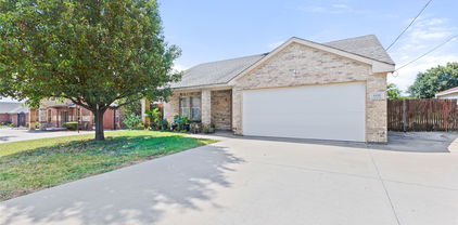 4436 Barstow Blvd, Dallas