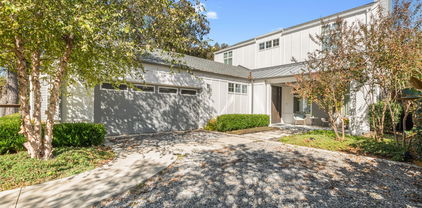 2014 Lakeland Dr, Dallas