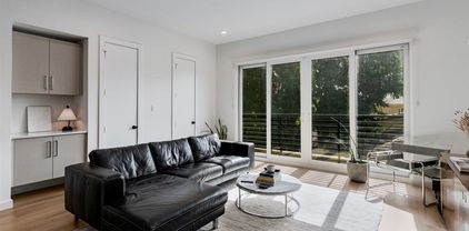 419 W 9th St Unit D, Dallas