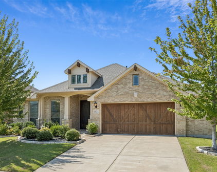 1621 Castleford Dr, Forney