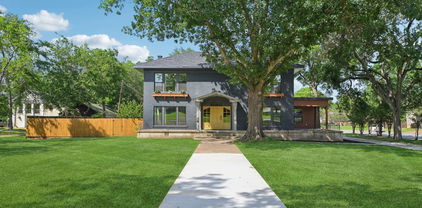 702 Griffith, Terrell