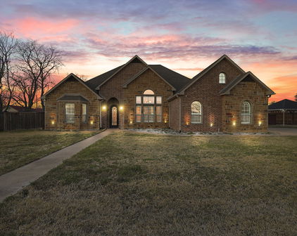 525 Autry Way, Mabank