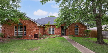 1102 Churchill Ln, Greenville