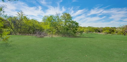 1016 Mallard Pointe Dr, Grand Prairie