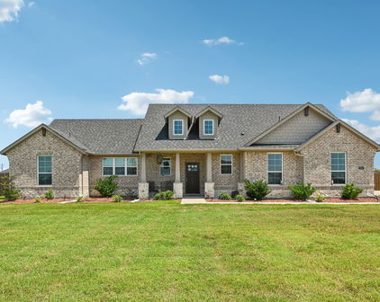 2505 Southern Oak Trl, Oak Ridge