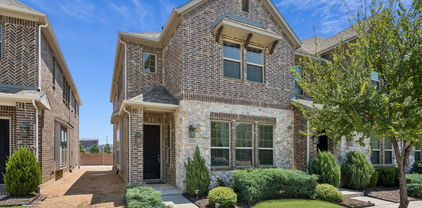 12826 Perrin Ln, Farmers Branch