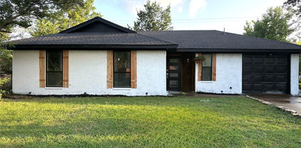 1704 Phillips Ln, Kaufman