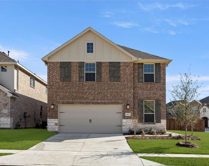 1457 Martingale Ln, Forney