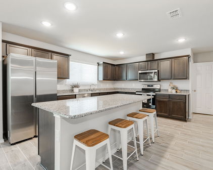 103 Rock Creek Ln, Terrell