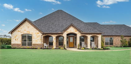 2921 W Alamosa Dr, Terrell
