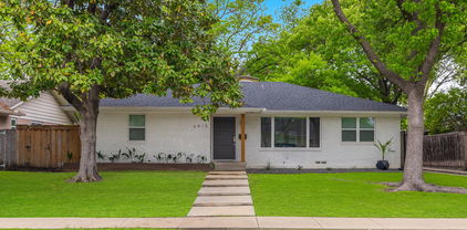 6915 Winchester St, Dallas
