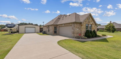 2220 Kandy Ln, Kaufman