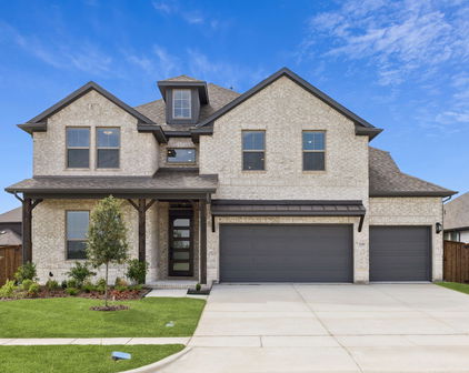 1105 Alaska, Forney