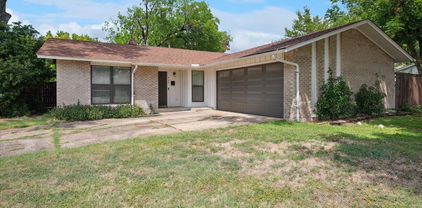 736 Pinehurst Dr, Richardson