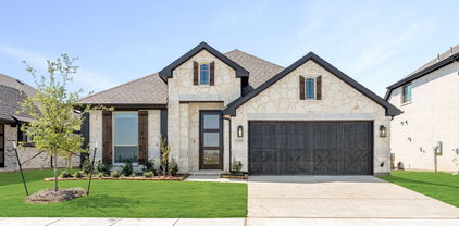 1505 Maidenstone Dr, Forney