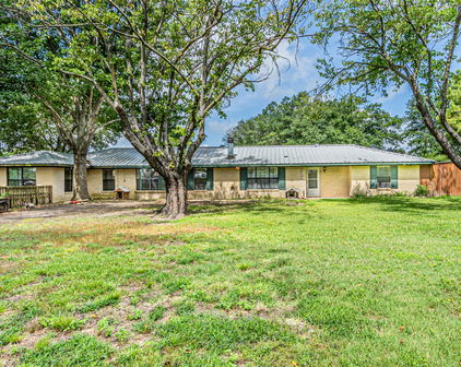 7821 N State Highway 34, Oak Ridge