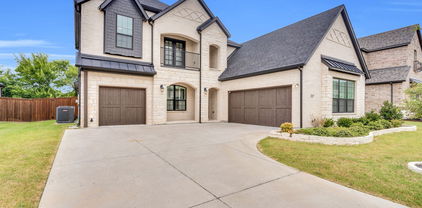 624 Singing Water Dr, Rockwall