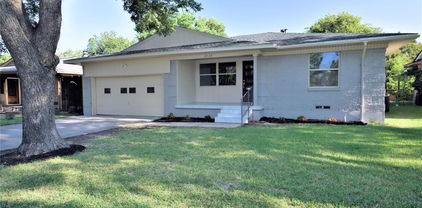 2435 Hillsboro Ave, Dallas