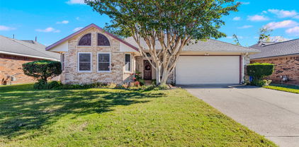 507 Azalea Dr, Forney