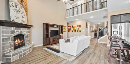 1518 Calcot Ln, Forney