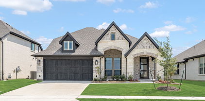 1503 Maidenstone Dr, Forney