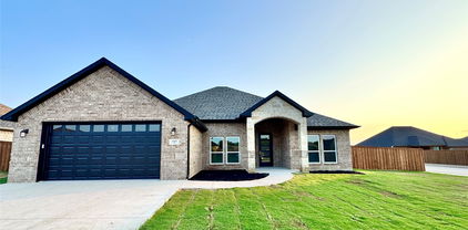 727 Cobblestone Cir, Mabank