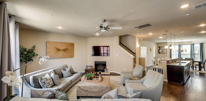 3943 Asbury Ln, Addison