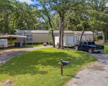 10268 Tanglewood Cir, Wills Point