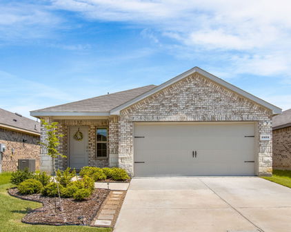 1424 Tarzan Dr, Forney