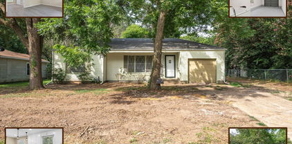 415 Maple Dr, Terrell