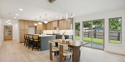 2807 Boeing Ct, Dallas