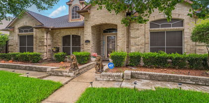 8317 Lake Bend Dr, Rowlett