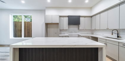 908 S Ewing Ave, Dallas