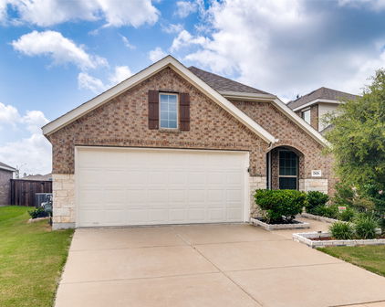 2828 Lenham Ln, Forney