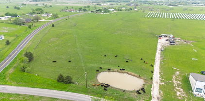 Lot 2 Cr-3517, Quinlan