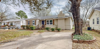 1035 Blaylock Cir S, Irving
